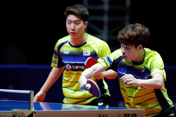 差两个级别 差两个级别